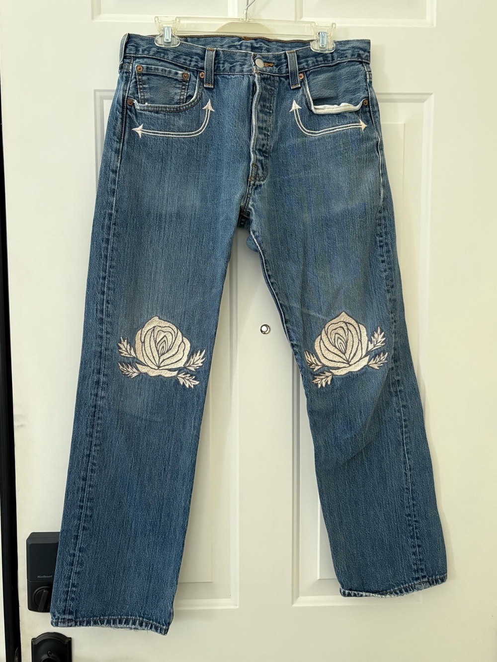 Bliss And Mischief Song of the West Vintage Embroidery Jeans Levis Button Fly 26